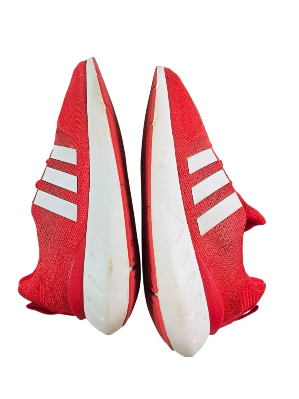 Adidas Swift Run 22 Sneakers Mens 10 Vivid Red White Mesh Lace Up Comfort Shoes